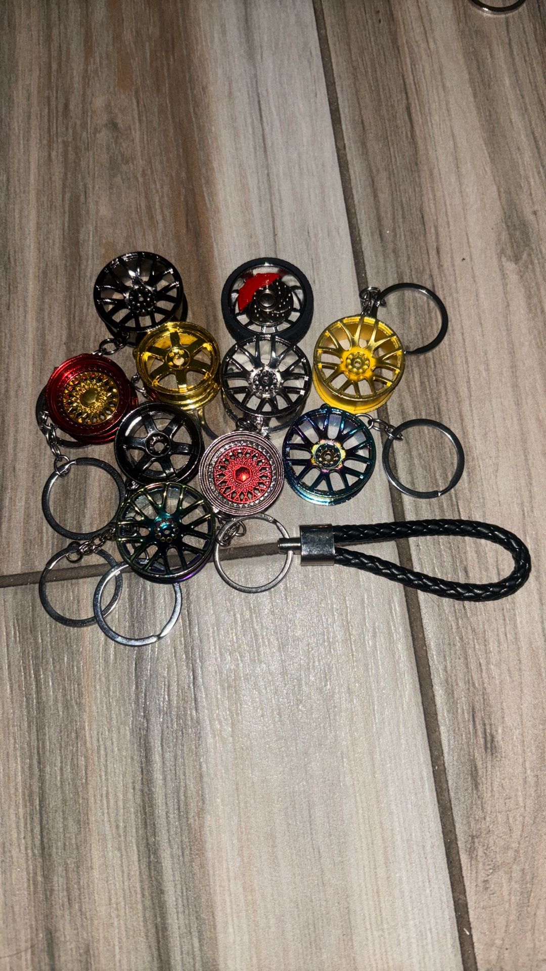 Car Rim Keychains