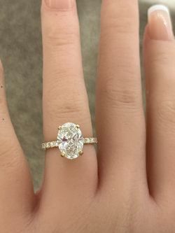  18KT VVS2 3.60CTW Lab Diamond IGI Certified Engagement Ring 