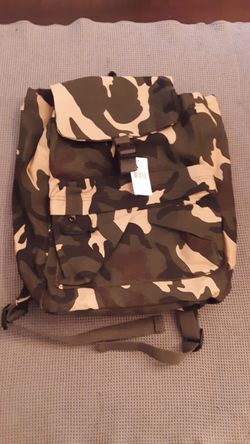 NEW! Camo canvas Daypack