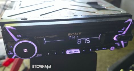 Sony 100Wx4 car stereo