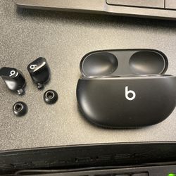 Beats Studio Buds