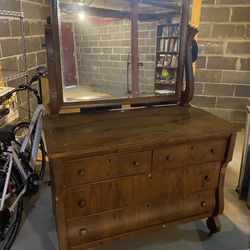 Antique Four drawer dresser with mirror