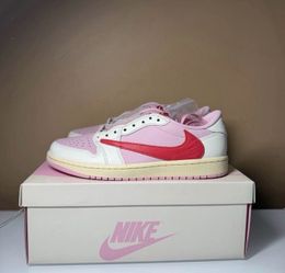 Travis Scott Jordan 1 Tropical Pink