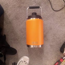 Yeti Rambler 128oz