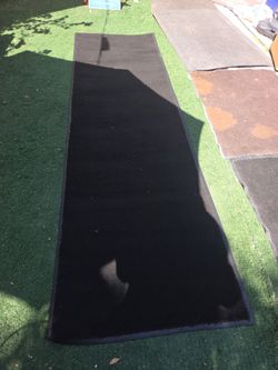 RUG  3×10 BLACK GOOD CONDITION