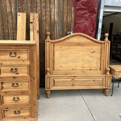 Rustic Bedroom Set