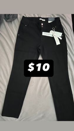 Women’s Black Jeans