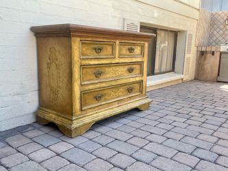 Gorgeous Vintage Antique Louis XV Style Hand Painted 4 Drawer Chest of Drawers