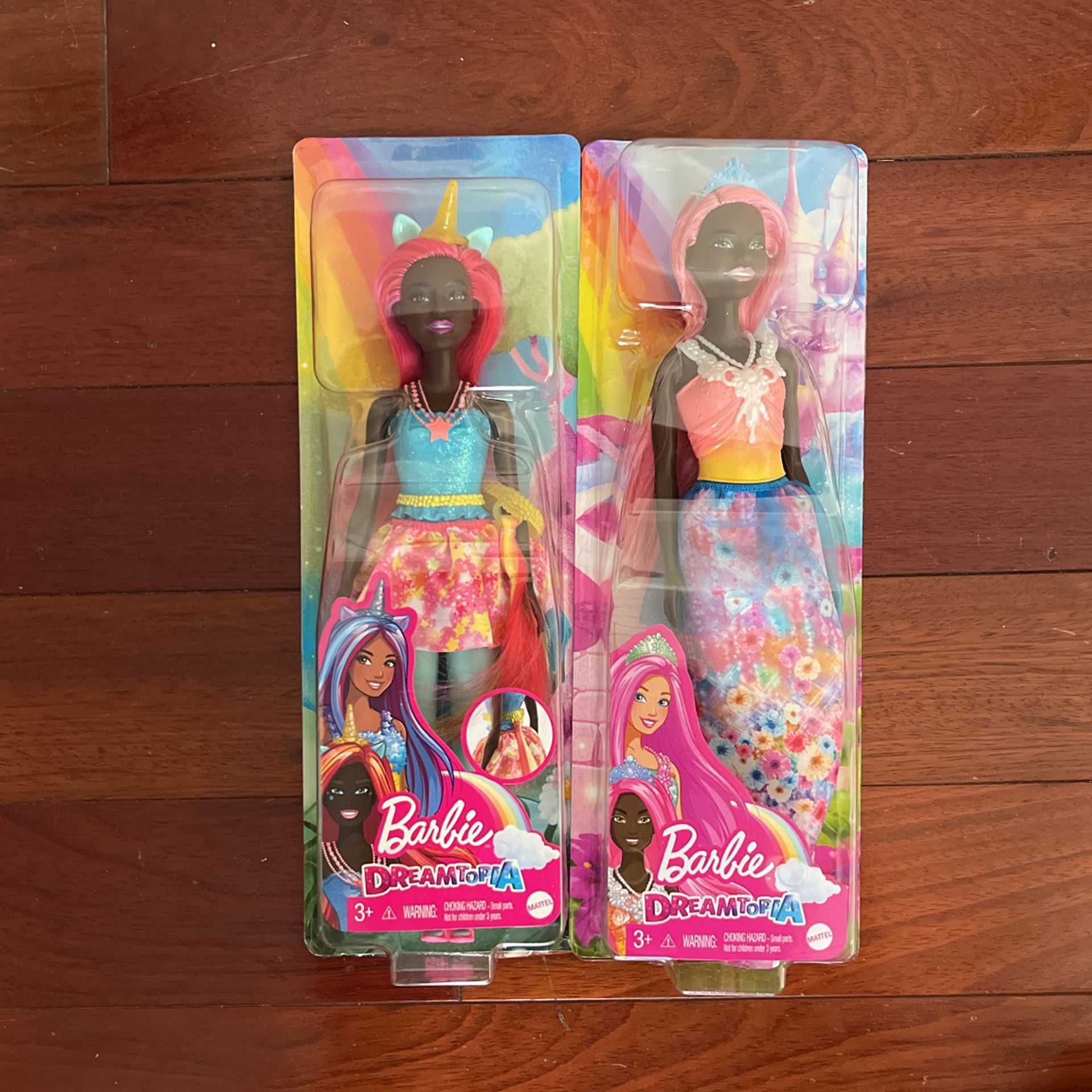Barbie —DREAMTOPIA (2) dolls —NEW !!!!!