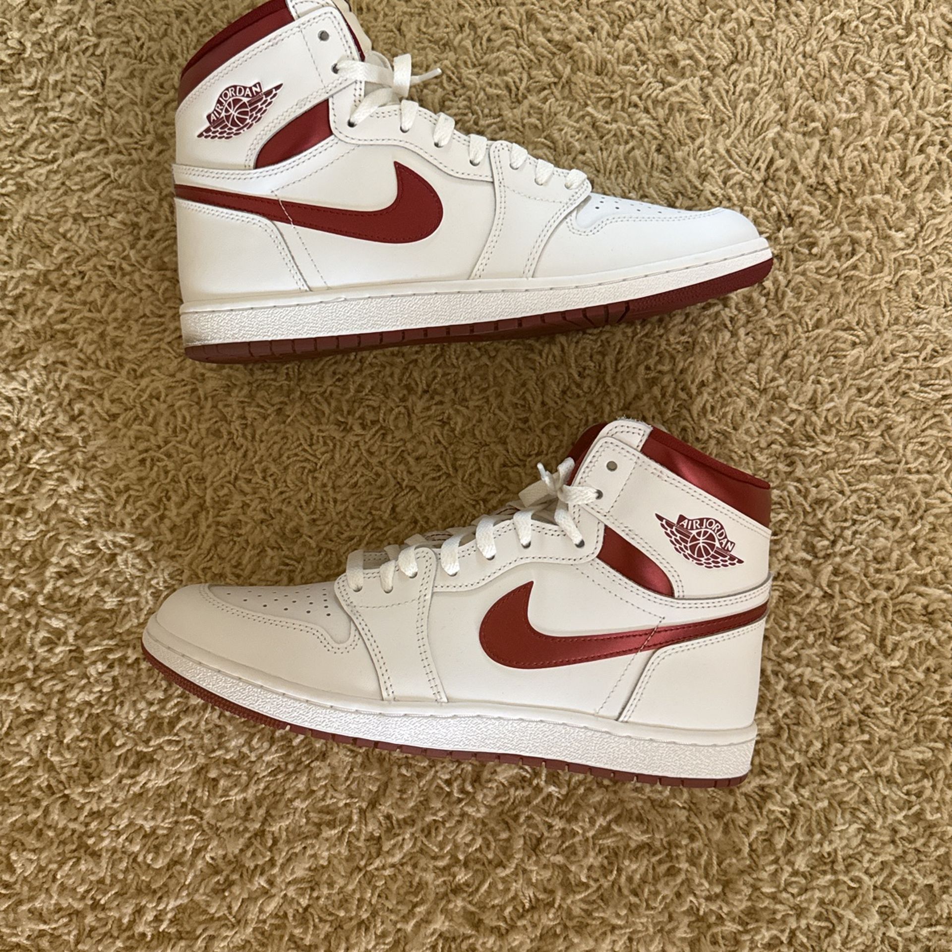 Jordan 1 Metallic Burgundy