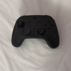 Razer Wolverine V3 Tournament Edition: 8K PC WIRED