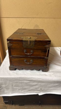 Antique Korean jewelry box