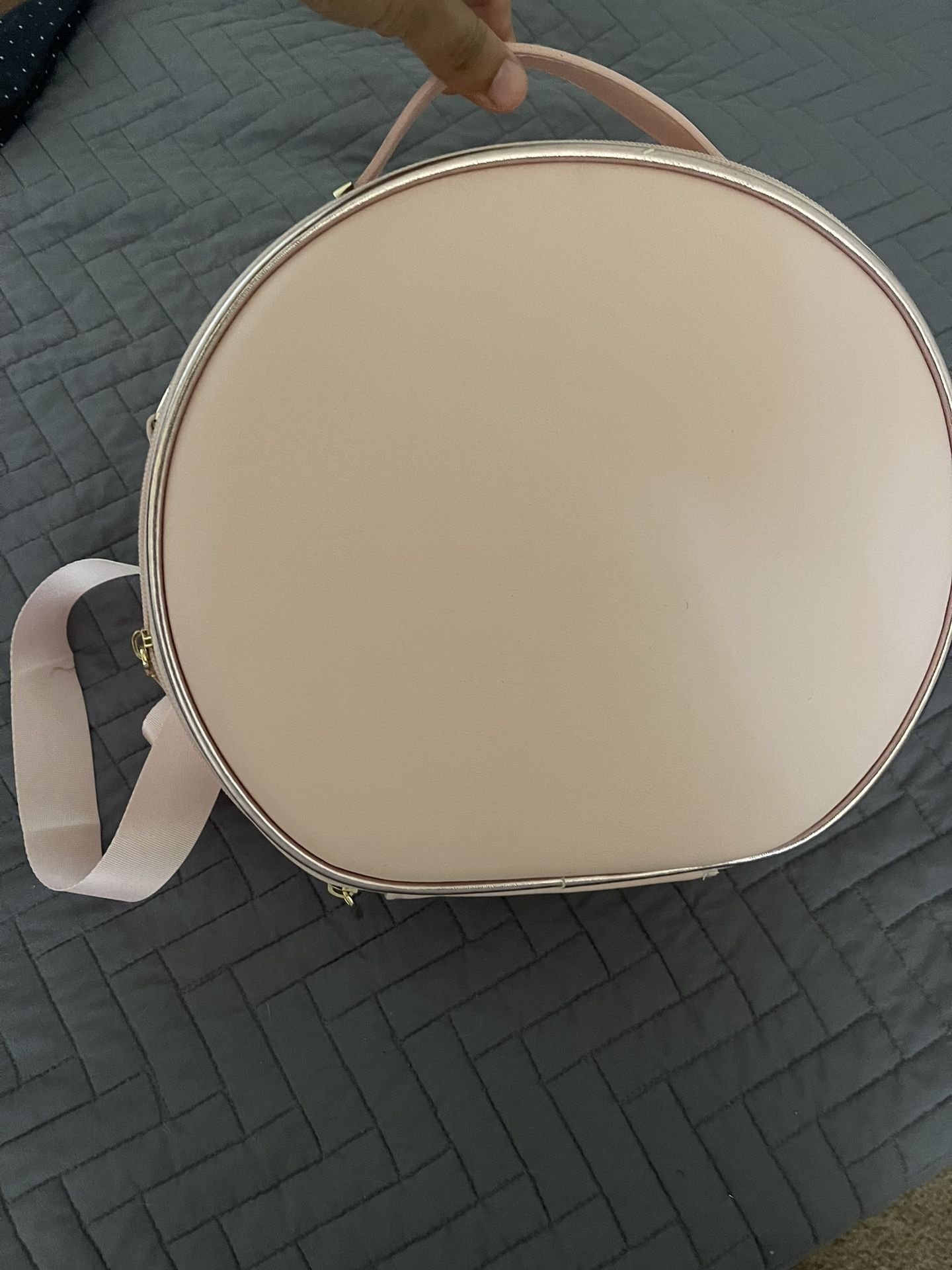 Round Makeup Bag