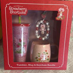 Strawberry Shortcake Cake Cup Bundle 