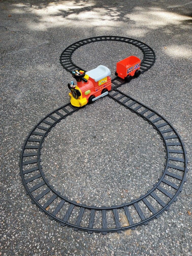 Disney, Mickey Ride On Train, Works, Needs Charger