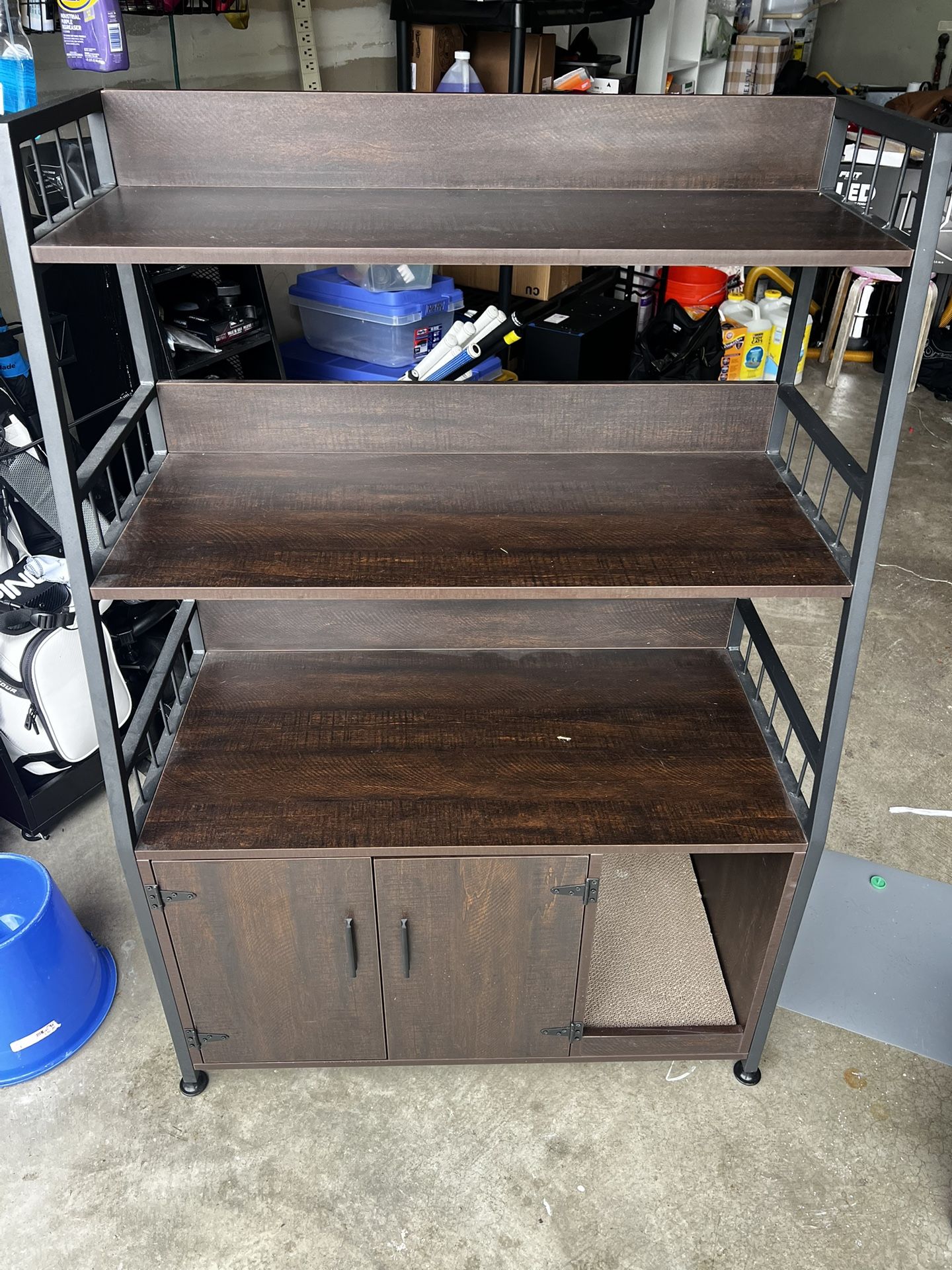 Litter Box Enclosure With Shelving