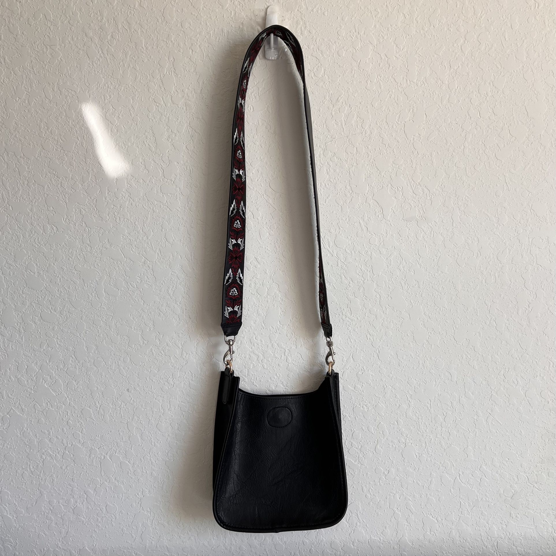 ah.dorned Classic Vegan Leather Messenger Embroidered Removable Strap