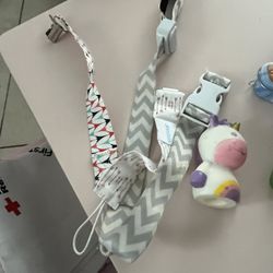 Pacifier Holders And Baby Unicorn Finger Puppets