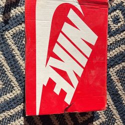 Nike Air Max  Size 10c 