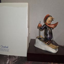 "Skier Boy" Hummel w/ Metal Poles TMK-5