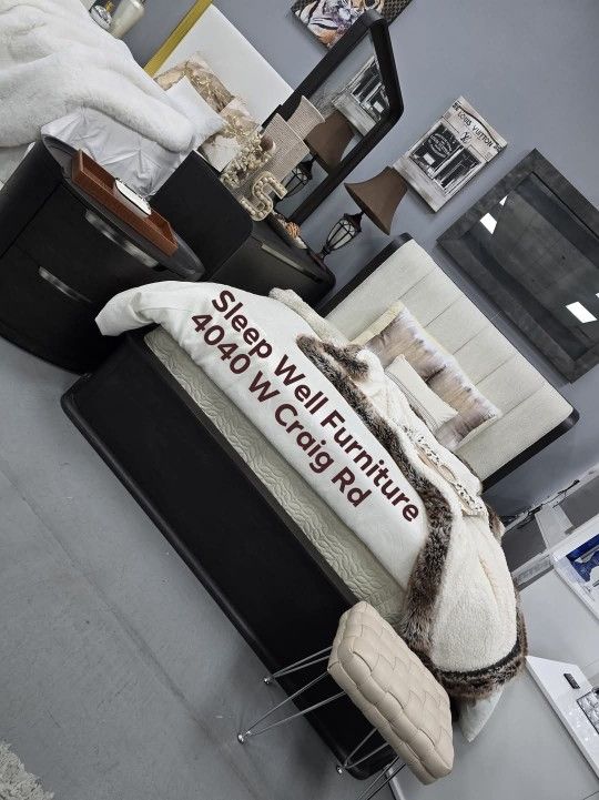 ✨️ 4pc Queen, King Bedroom ✨️ Furniture Sectionals, Dining Avail