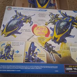 Sky claw with smokescreen from transformers prime