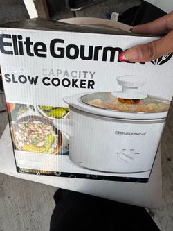 Slow cooker