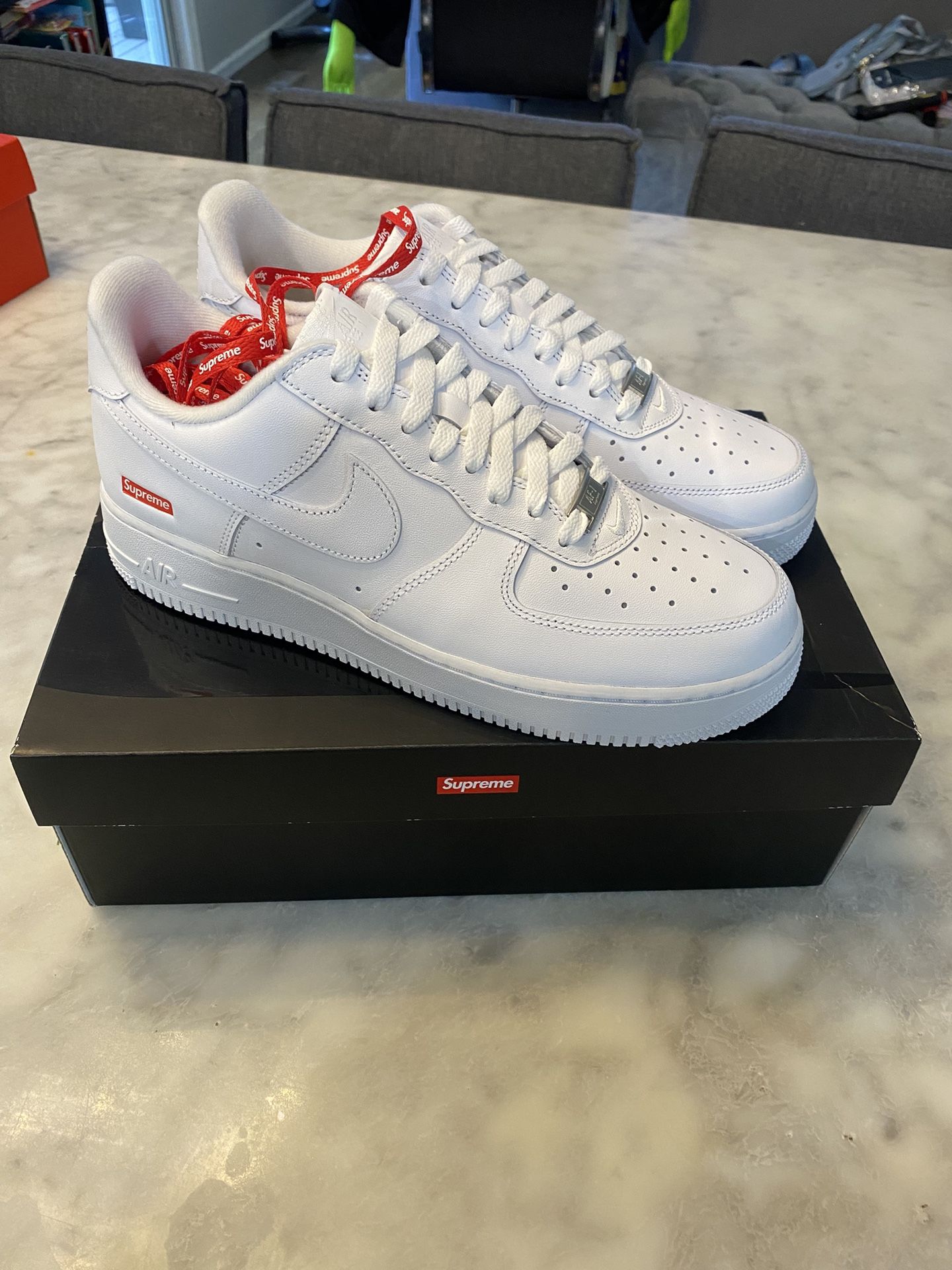 Supreme Nike Air Force 1 Shoes 9.5 Men New In Box