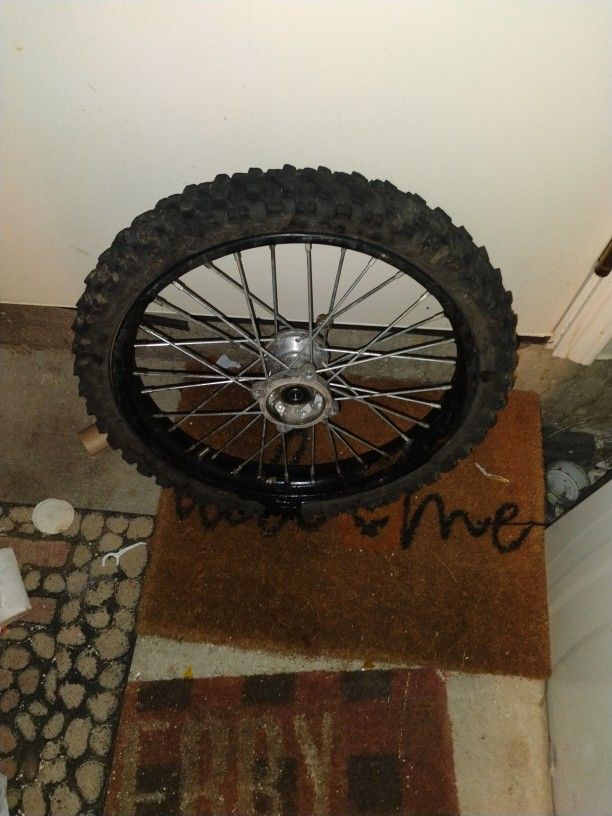 Dirt Bike Tire 70/100-17 For A Chinese Dirt Bike