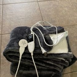 Heated Blanket Electric Throw - 50"x60" Heating Blanket Throw .  (H)