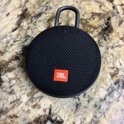 JBL Clip 3 Black Portable Bluetooth Speaker