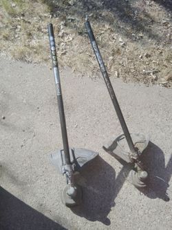 Weed eater attachment - price is each / precio es cada uno