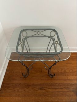 Glass corner table