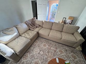 Couch beige