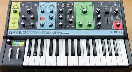 Moog Grandmother 