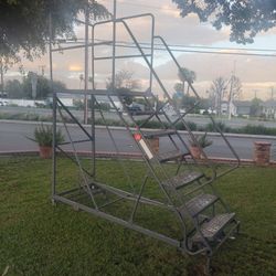 Rolling Lader  7 Steps Perfect Condicion  325.00 