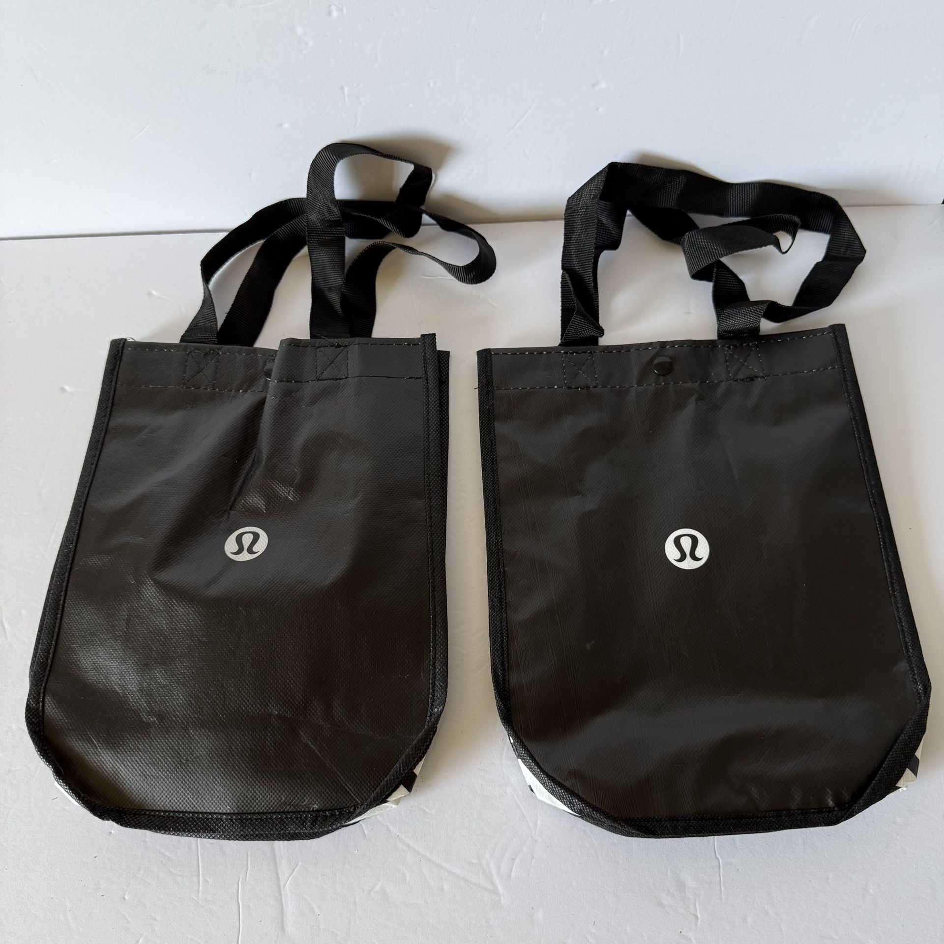 Pair of Lululemon Bags $5