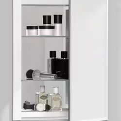 Robern R3 24" x 36" Frameless Medicine Cabinet with Beveled or Plain Edged Door