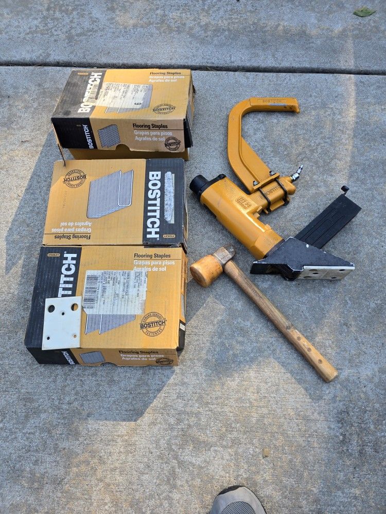 Bostich M3 Fs Flooring Stapler W/ 2and A Half Boxes Of Staples Included