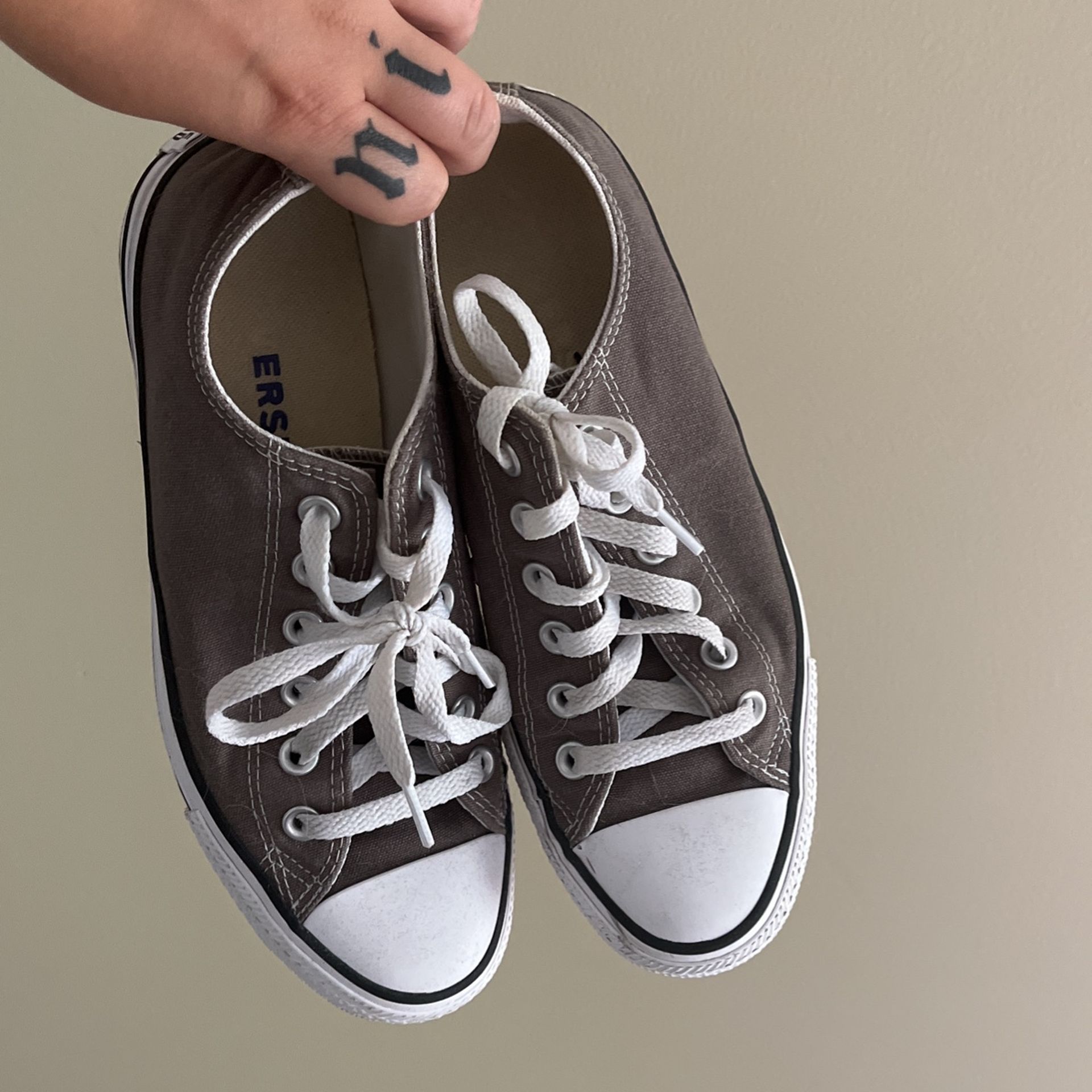 Converse Shoe Women’s 8.5