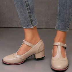 New With Tags High-quality Brand Brogue Khaki Color British Style Chunky Pumps Low Heels Size 11 Elegant And Stylish $25