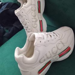 Gucci Ivory Ryhton Leather Size 13.5US,31EU