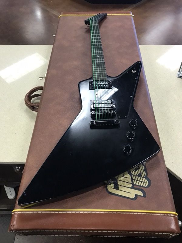2001 USA Gibson explorer gothic 1 guitar