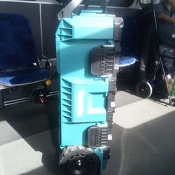 Makita Maktrak Base With Wheels