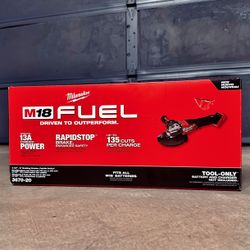 Milwaukee M18 FUEL Cordless 4-1/2 in./6 in. Braking Grinder Paddle Switch (Tool Only)