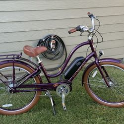 Electra Townie Go its a 8i with hydraulic disc brakes,front and rear lights, bosch mid drive unit bike is like brand new only 12 miles on it. Rear rac