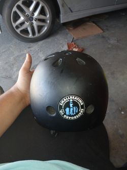 Skateboard helmet.