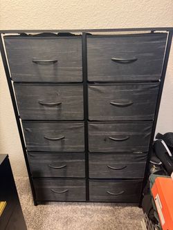 Dresser