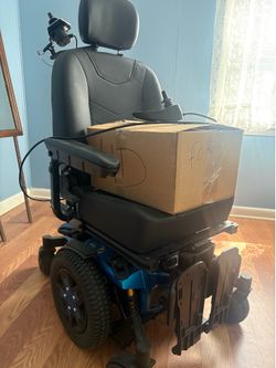 Need gone ASAP / wheelchair is new