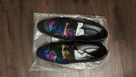 Dress shoes
